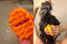 Load image into Gallery viewer, Sculp massage brush 頭皮もみブラシ